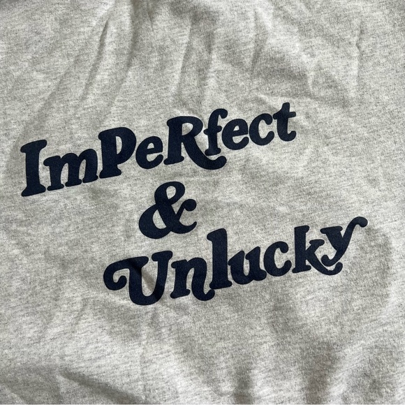 Vale Men’s Heart Sucker Imperfect & Unlucky Grey Crewneck Sweater - Picture 4 of 9